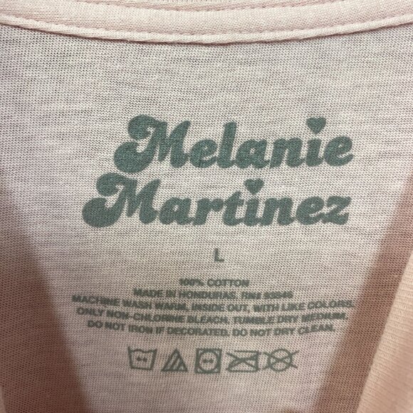 Melanie Martinez Cry Baby Building Blocks Tshirt size large - Picture 4 of 4